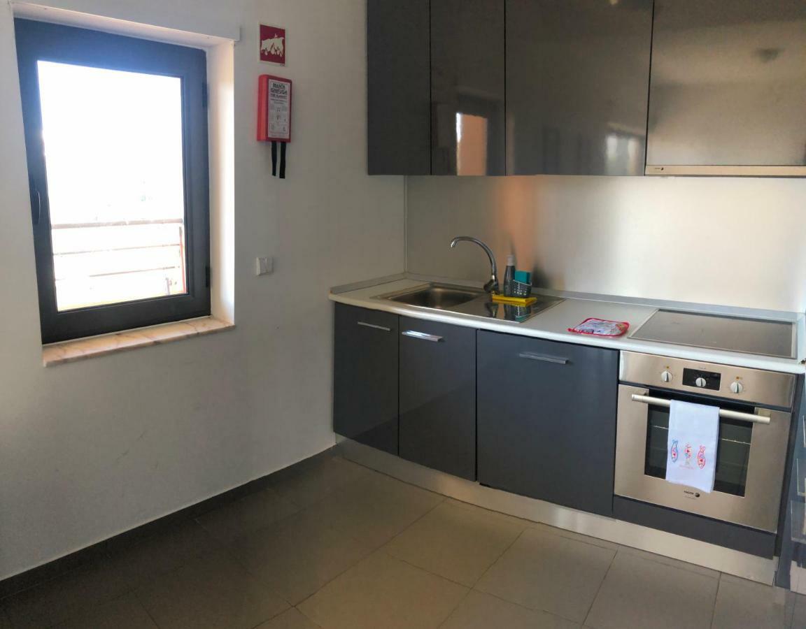 Amazing Apartment In Praia Da Rocha Portimao Exterior photo